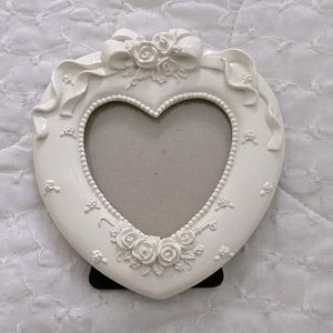 White Cream Heart Picture Frame Wedding Anniversary Valentine’s Love